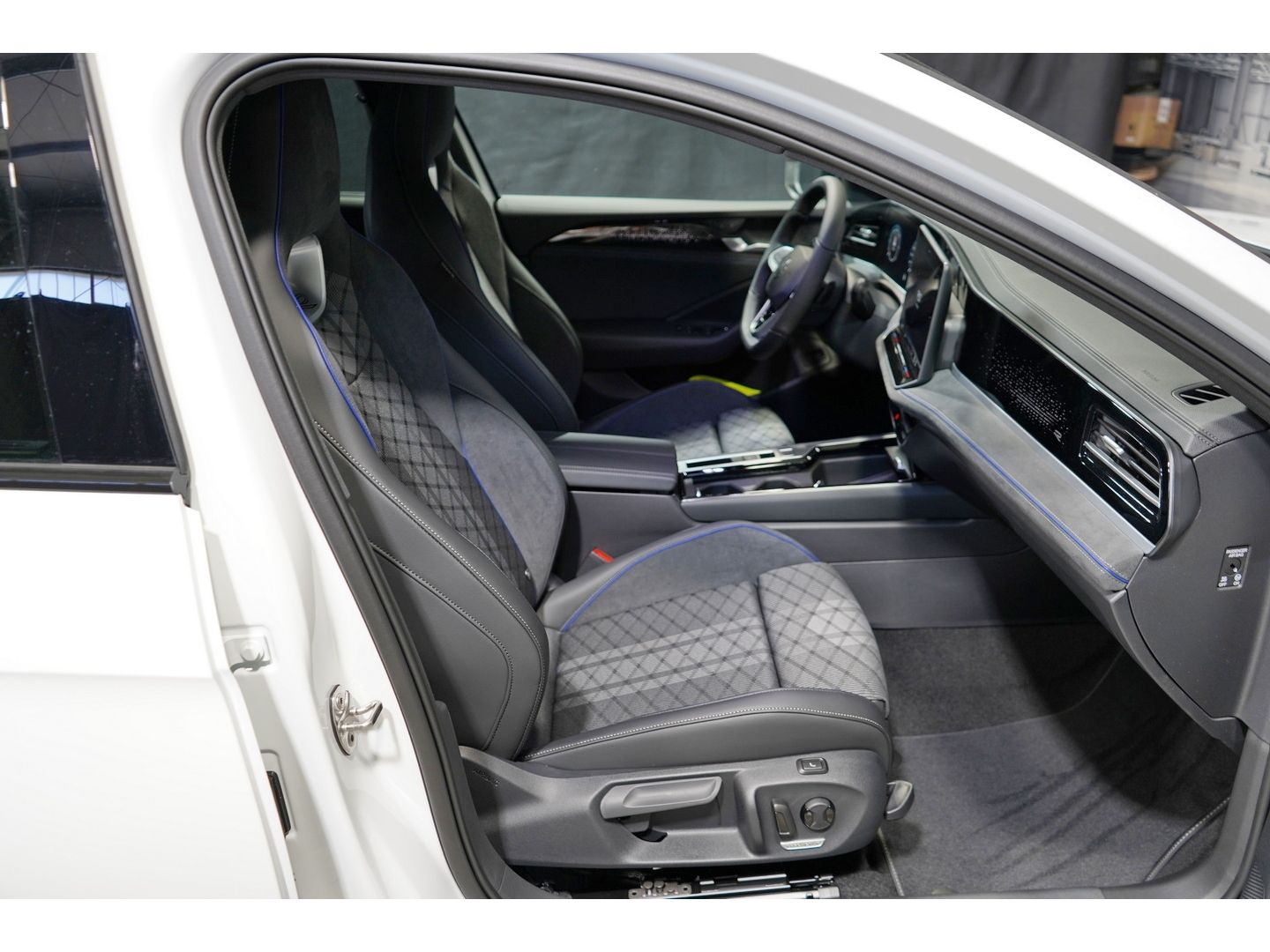 Volkswagen Passat - Bild 5