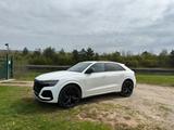 Audi RSQ8 VMax Akrapovic Standheizung *VOLL* - Audi RSQ8 von privat