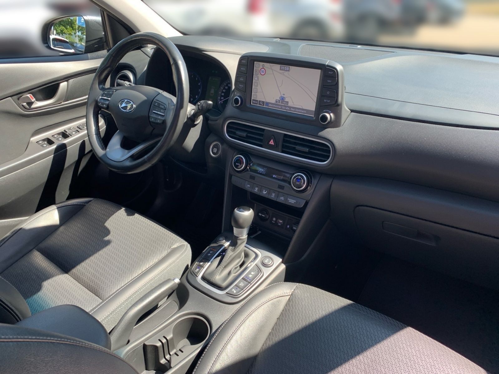Fahrzeugabbildung Hyundai Kona 1.6 DCT Premium 4WD AHK Schiebedach Krell N