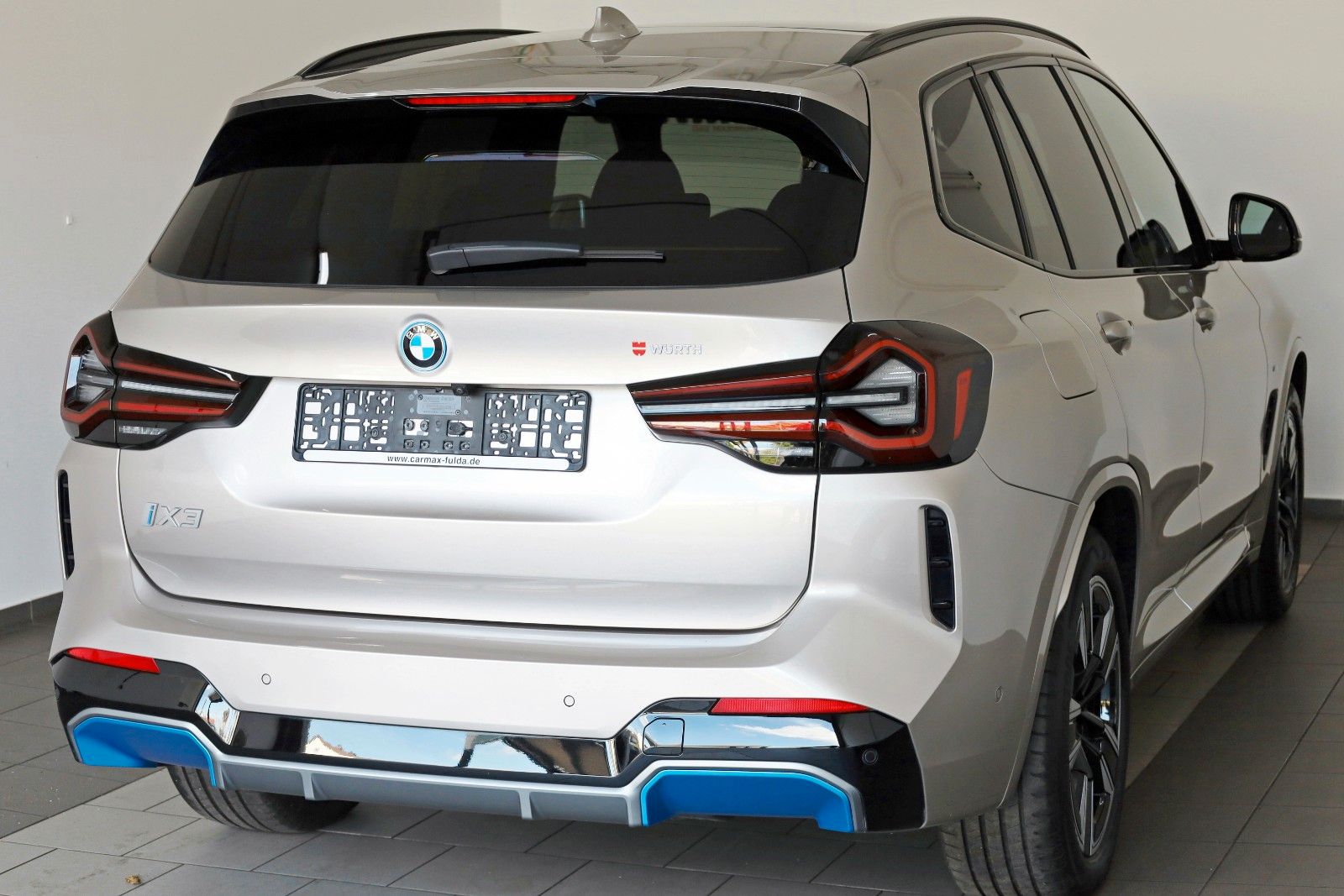 Fahrzeugabbildung BMW iX3 Inspiring+M Pak.,Leder,Navi,LED,PanDach,Park