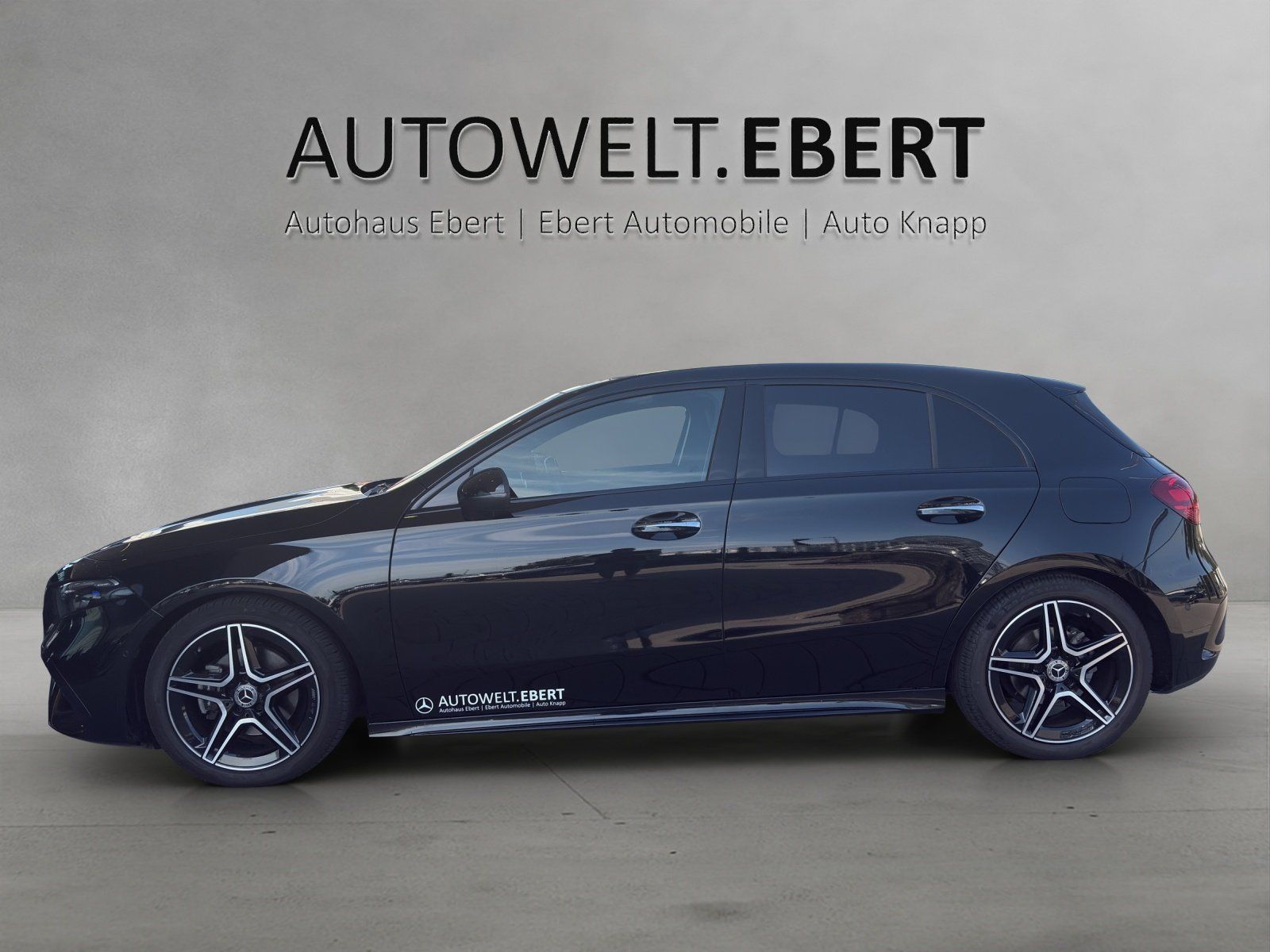 Fahrzeugabbildung Mercedes-Benz A 200 d AMG PANO Keyless DISTRONIC Multibeam