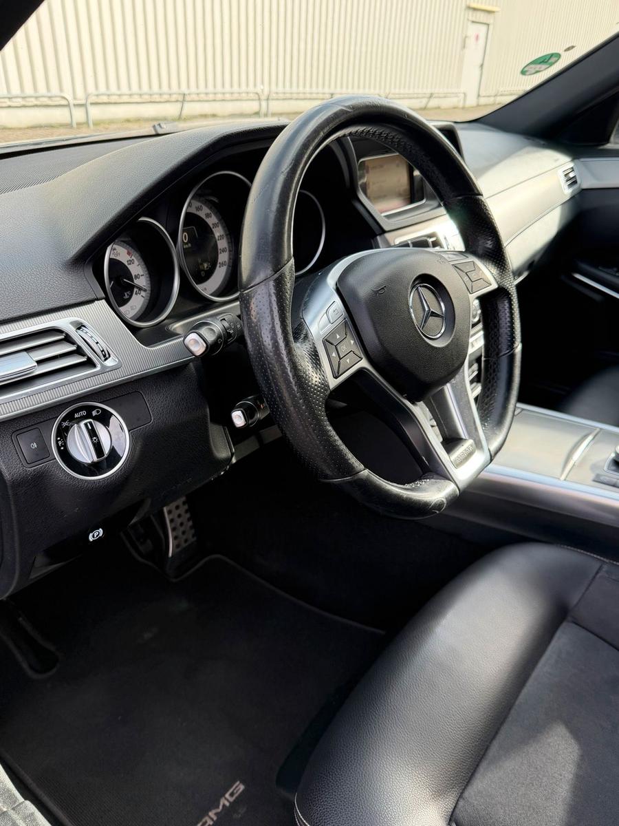 Mercedes-Benz E250 2014 — photo 12