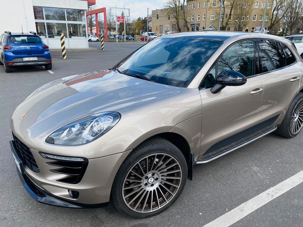 Image of Porsche Macan