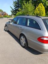 Mercedes-Benz E 320 CDI T ELEGANCE - Mercedes-Benz E 320 aus 2006: Cdi
