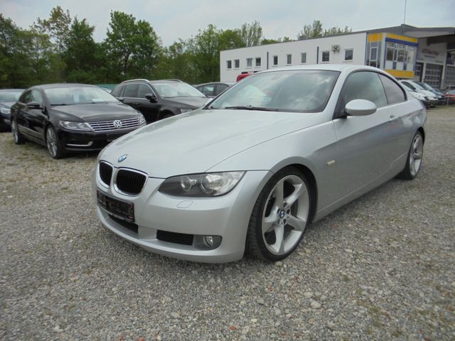 BMW 320i Coupé ~ Xenon ~ Alu 19 ~ Service Neu ~