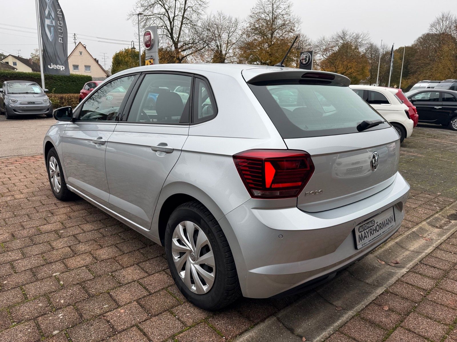 Fahrzeugabbildung Volkswagen Polo VI Comfortline KAMERA SITZHEIZUNG ABSTANDST