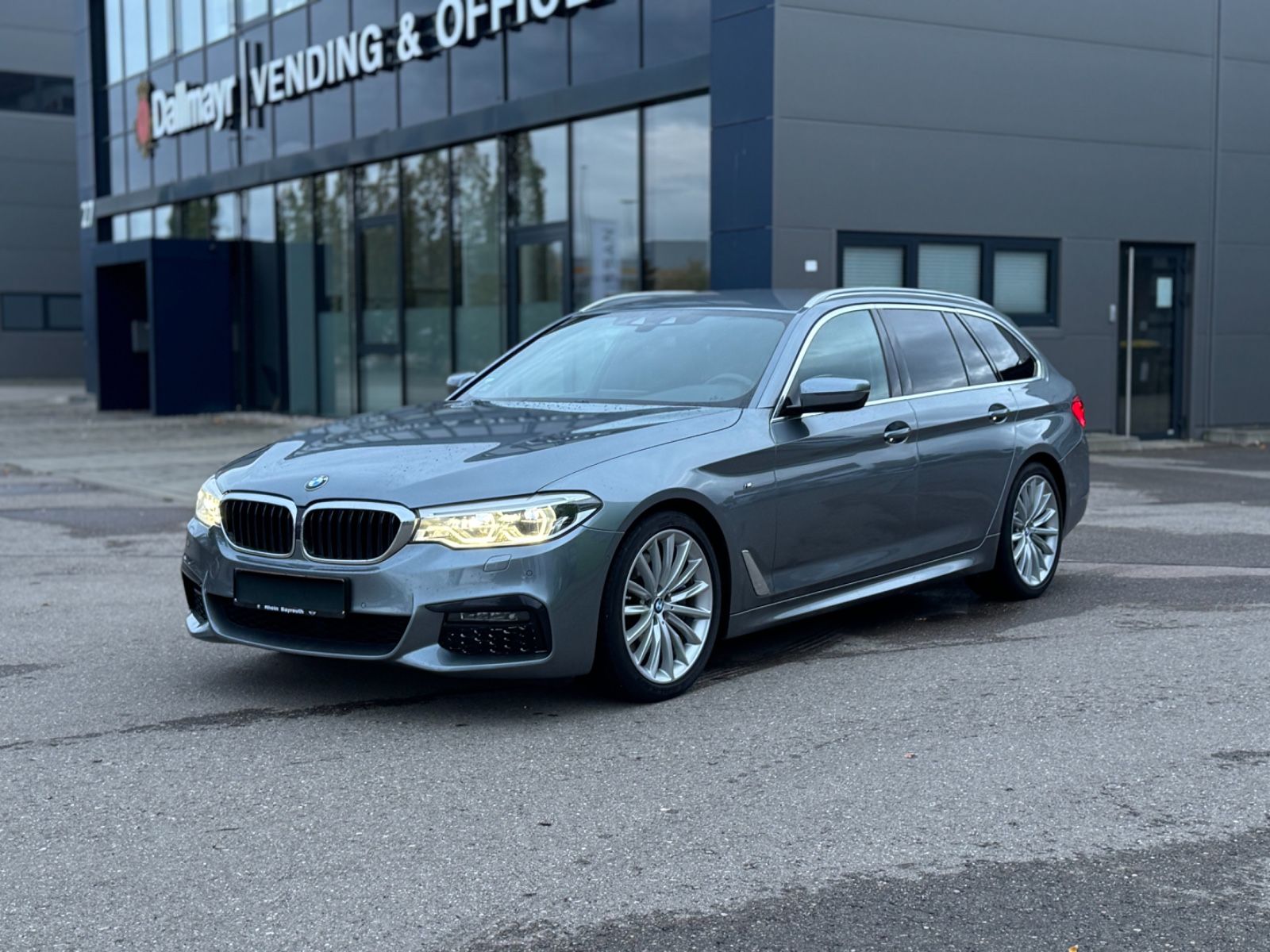 BMW Touring G31 M Sport | 2. Hand | BMW-Service
