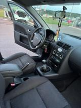Ford Mondeo 2.0 Ghia bitte lesen!! - Ford Mondeo aus 2002: 2.0