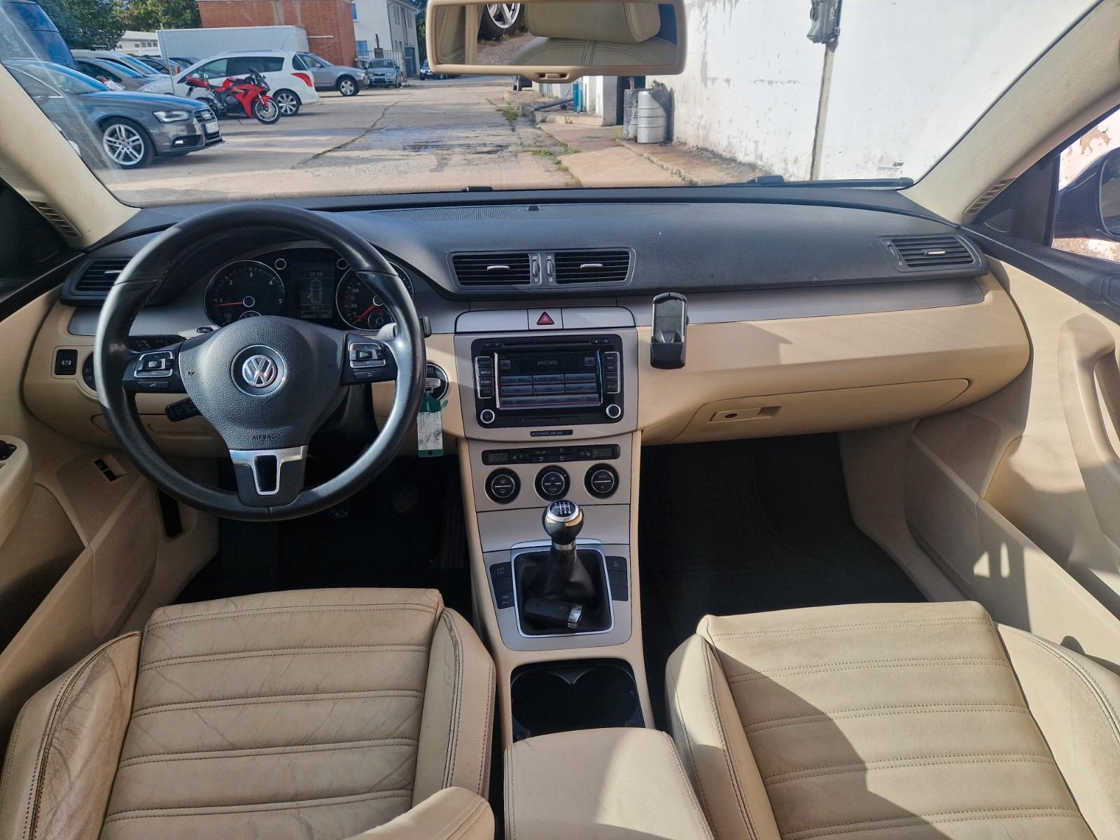 Volkswagen Passat 2009 — photo 16