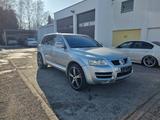 Volkswagen Touareg 5.0 V10 TDI Tiptronic Standard - Volkswagen Touareg: V10