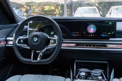 BMW 740 – 9 / 30