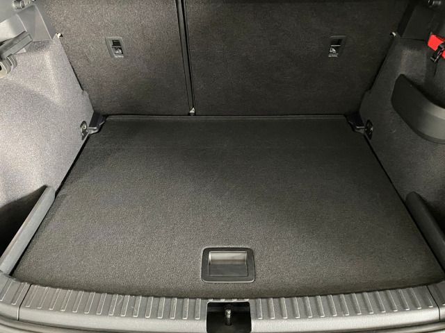 KAROQ Style 1.5 TSI DSG AHK+NAVI+LED+ACC