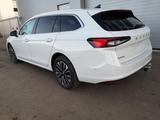 Skoda Superb 2.0 TDI DSG 4x4 Selection AHK 360 Head Up - Skoda Superb mit Diesel-Antrieb