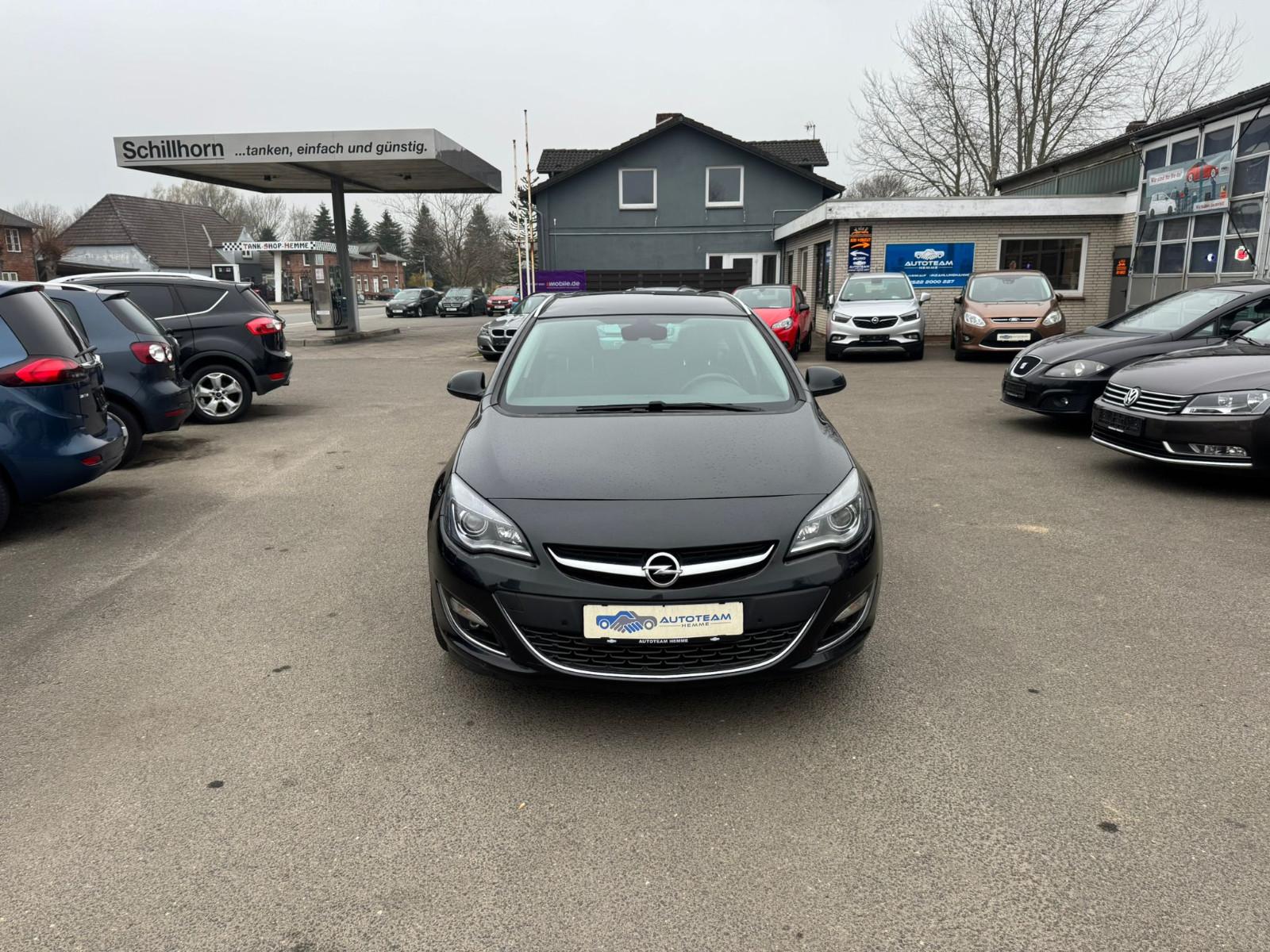 Opel Astra J 2,0l Exklusiv TÜV/AHK/NAVI/KLIMA/KAMRA