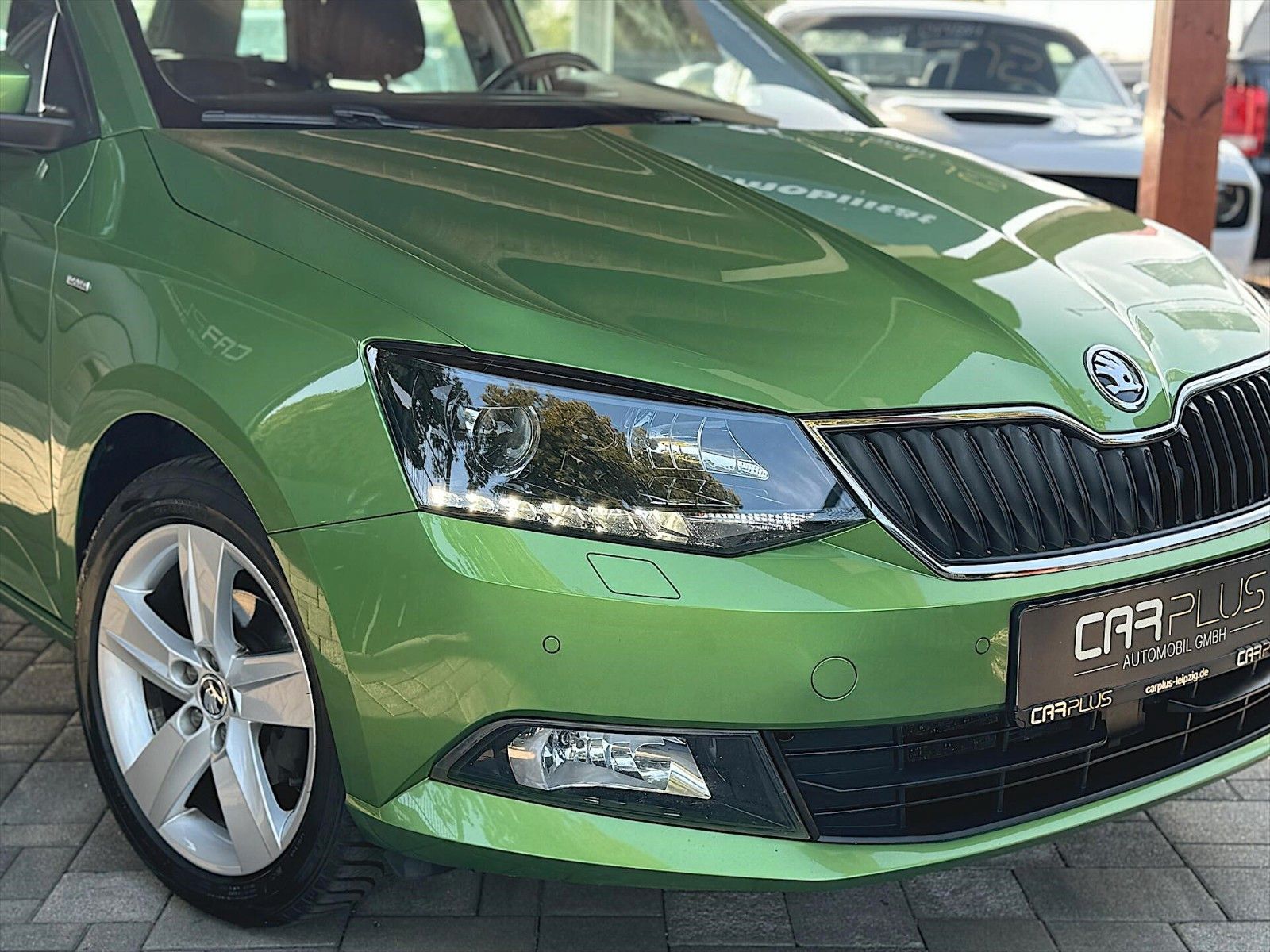 Fahrzeugabbildung SKODA Fabia Combi 1.0 TSI Drive Ambition *DAB*LED*