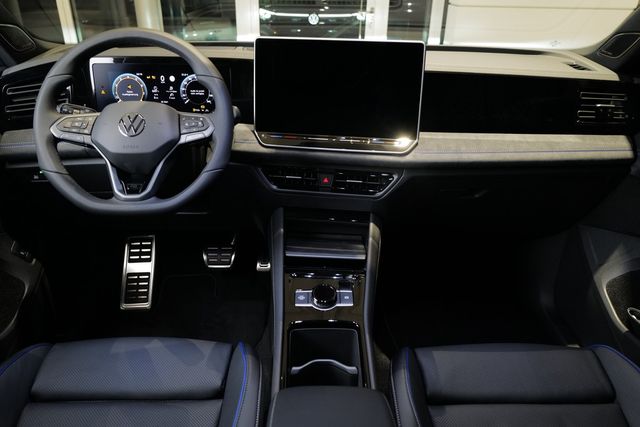 Volkswagen Tiguan 2.0TSI DSG 4Motion R-Line BlackStyle Pano