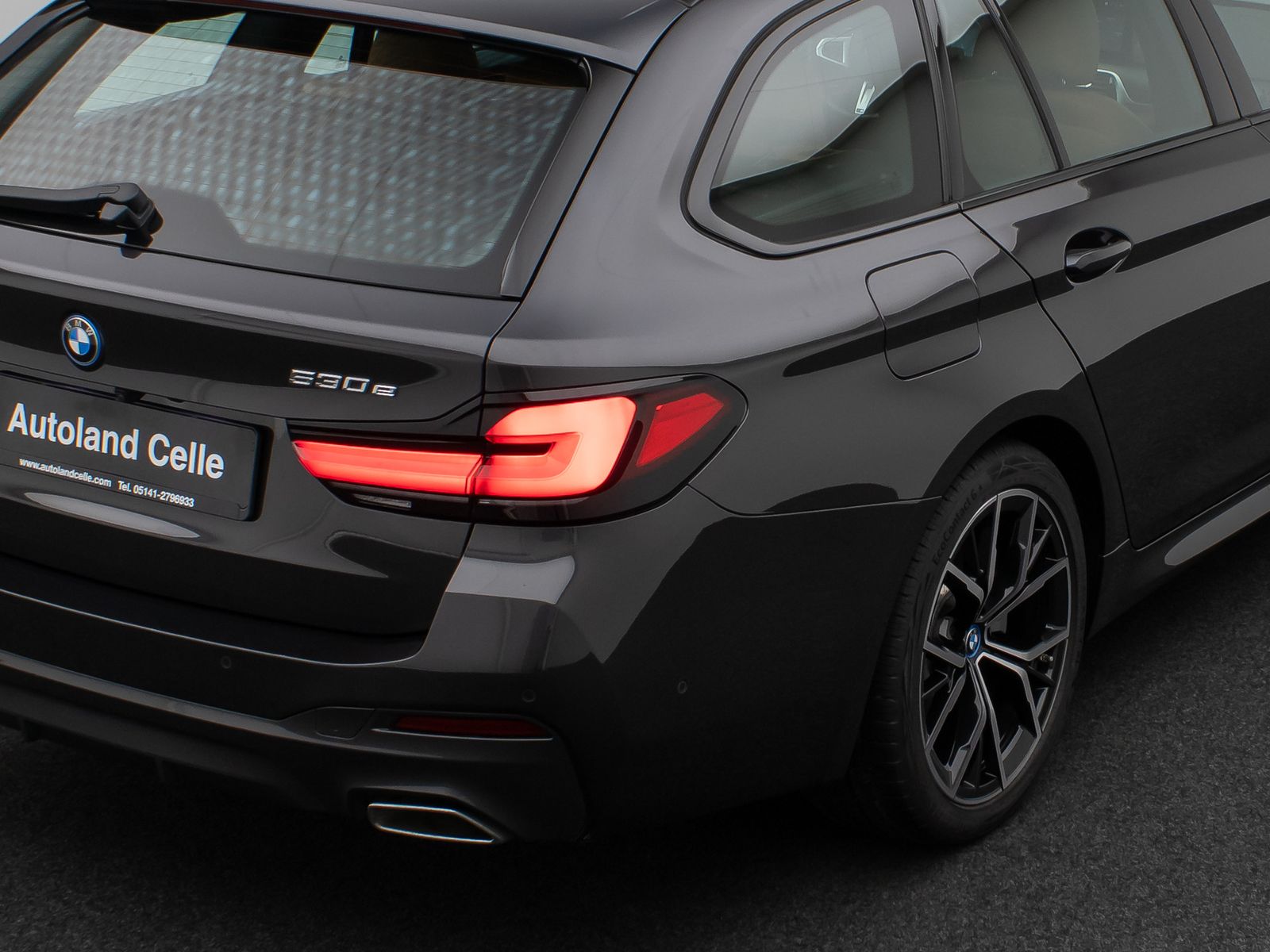 Fahrzeugabbildung BMW 530e M Sport Kamera Laser HUD DAB HiFi Komfort