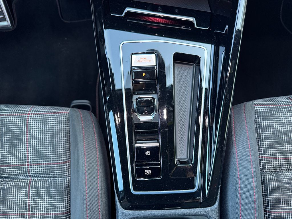 Golf VIII GTI 2.0 TSI DSG BLACK STYLE *NAVI*H&K*