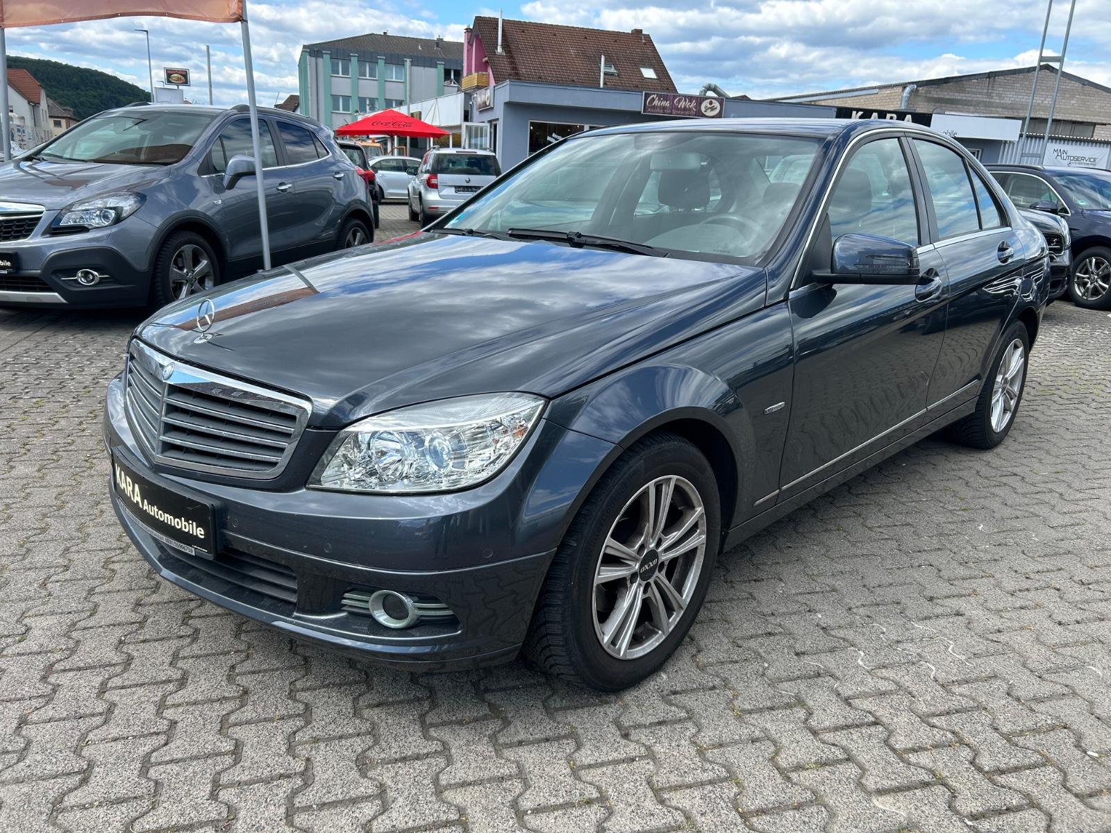 Mercedes-Benz C 180 Lim. CGI BlueEfficiency*Automatik/PDC*
