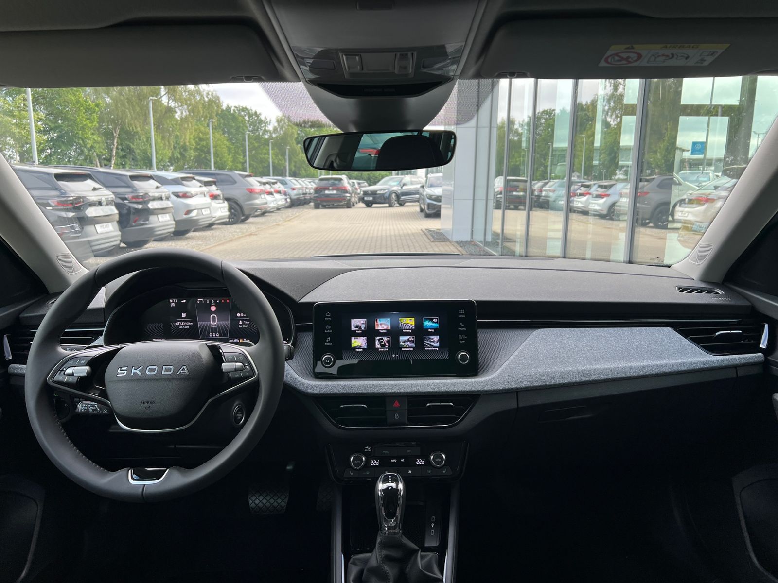 Fahrzeugabbildung SKODA Kamiq Selection 1.0 TSI DSG *ACC, LED, Kamera, S