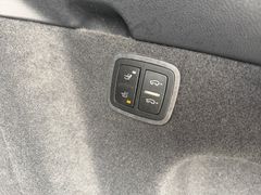 PORSCHE Macan T PANO/LUFT/21" PORSCHE Macan T PANO/LUFT/21"