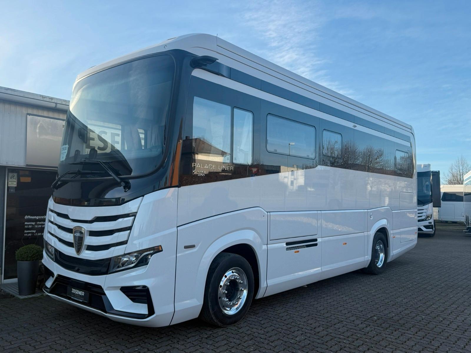 Morelo Palace Liner S-WAY 93 LSB