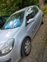 Renault Clio 1.6/ (111) PS  | Automatik - Renault Clio mit Benzin-Antrieb: Kleinwagen, Automatik, 1.6