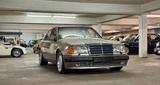 Mercedes-Benz 500 E - silberne Mercedes-Benz 500