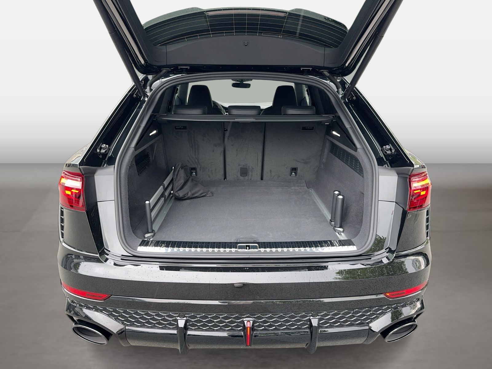 Audi RSQ8 - Bild 12