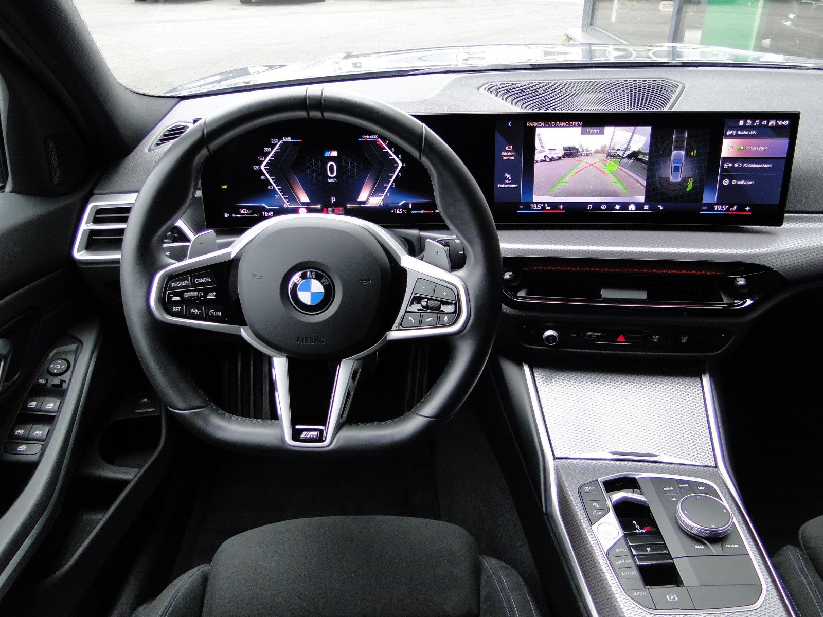 BMW 330i Touring xDrive M Sport foto 18