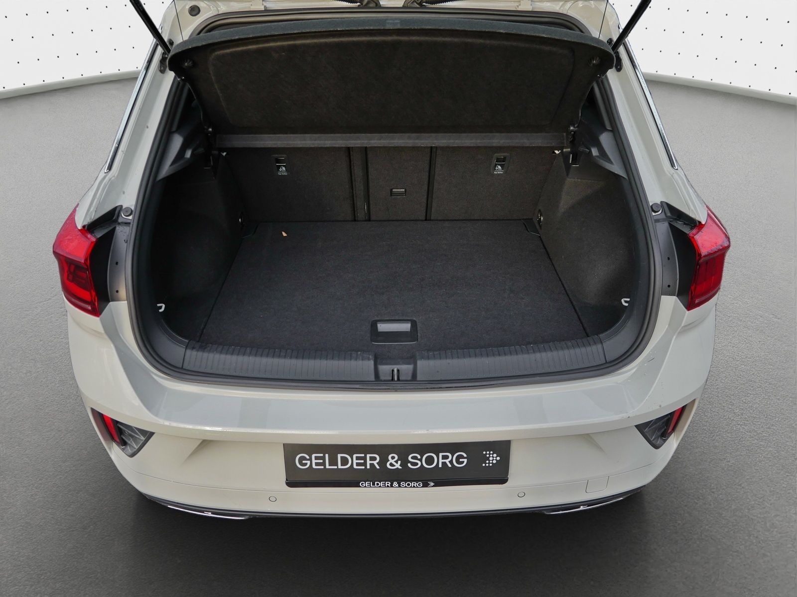 Volkswagen T-Roc - Bild 11