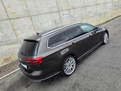 VW Passat Variant R-Line 2.0TDI 150PS DSG Pano DAB VW Passat Variant R-Line 2.0TDI 150PS DSG Pano DAB