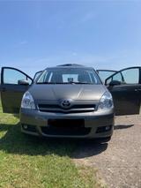 Toyota Corolla Verso - Diesel - Toyota Corolla Verso: Limousine