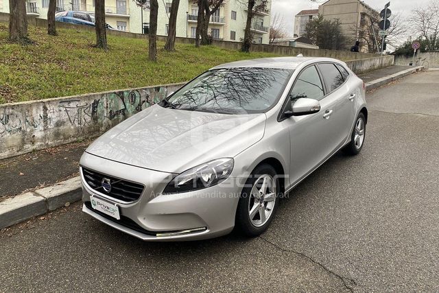 Volvo VOLVO V40 T3 Kinetic