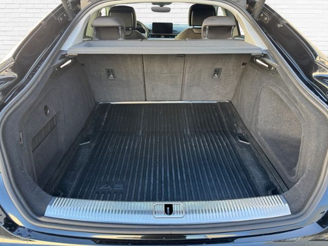 Fahrzeugabbildung Audi A5 Sportback S line business 40 TDI quattro MMI