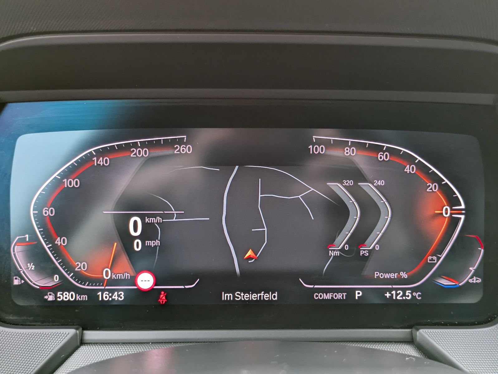 Fahrzeugabbildung BMW 120 i M-Sport PANO*ACC*KAMERA*H&K*Ad.-LED*PremP.