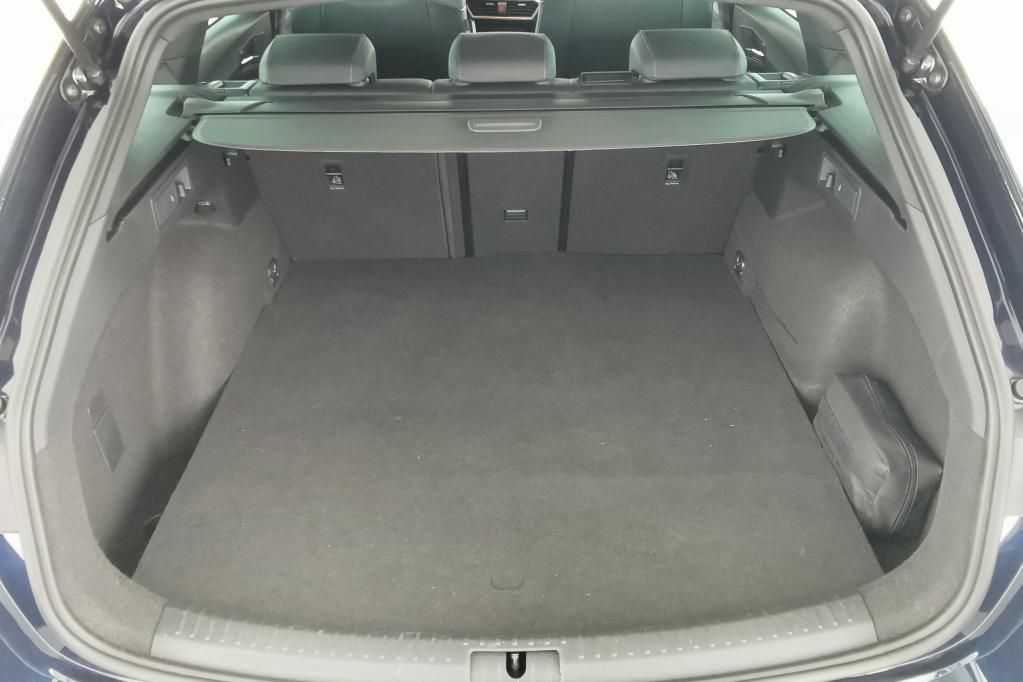 Cupra Leon SP 1.4 TSI e-Hybrid 150kW PDC*RFK*Tempo*Nav