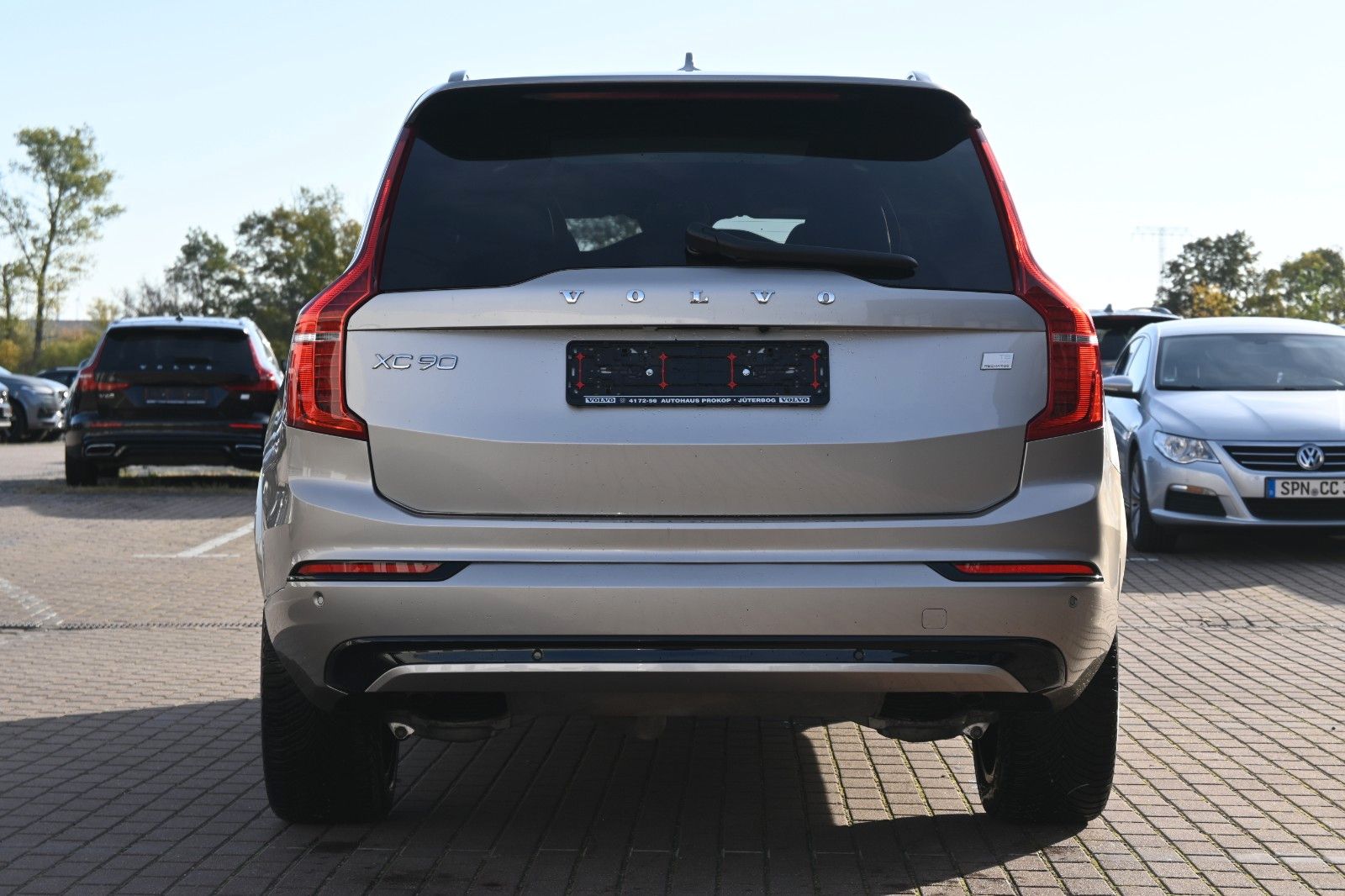 Fahrzeugabbildung Volvo XC90 Ultimate Dark Recharge Plug-In Hybrid AWD
