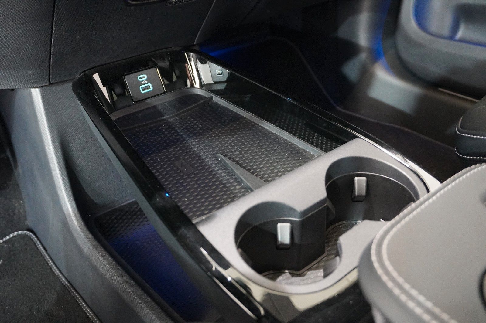 Fahrzeugabbildung Ford Mustang Mach-E GT AWD 99KWH NAVI/360°/B&O/PANO.