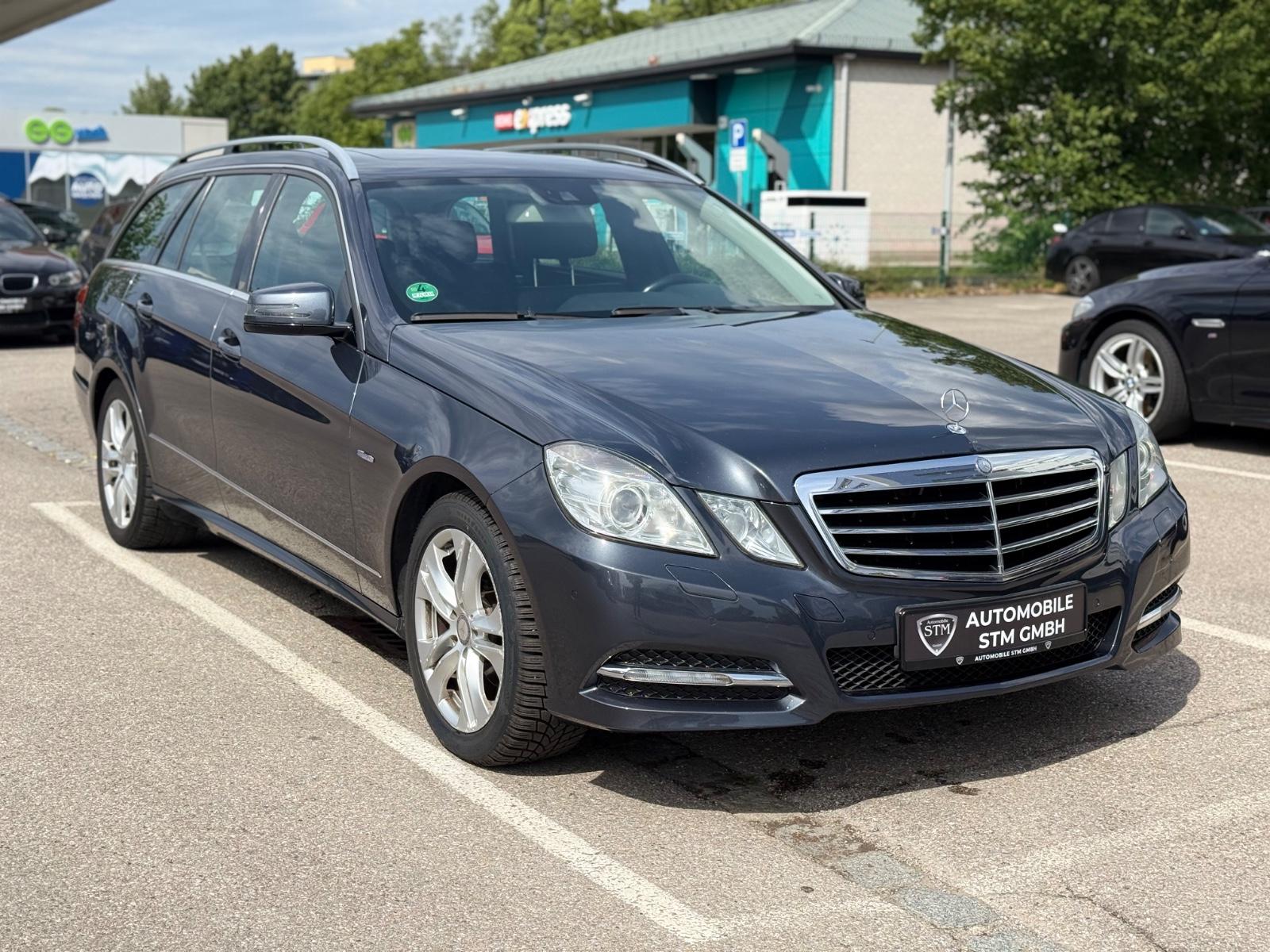 Mercedes-Benz E 200 CGI T Blue AVANTGARDE SHZ AHK NAVI XENON