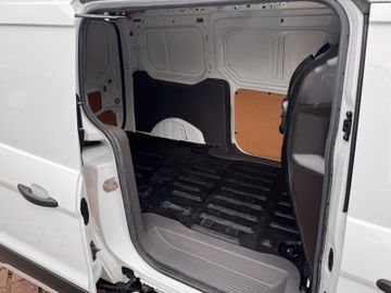 Ford Transit - 11