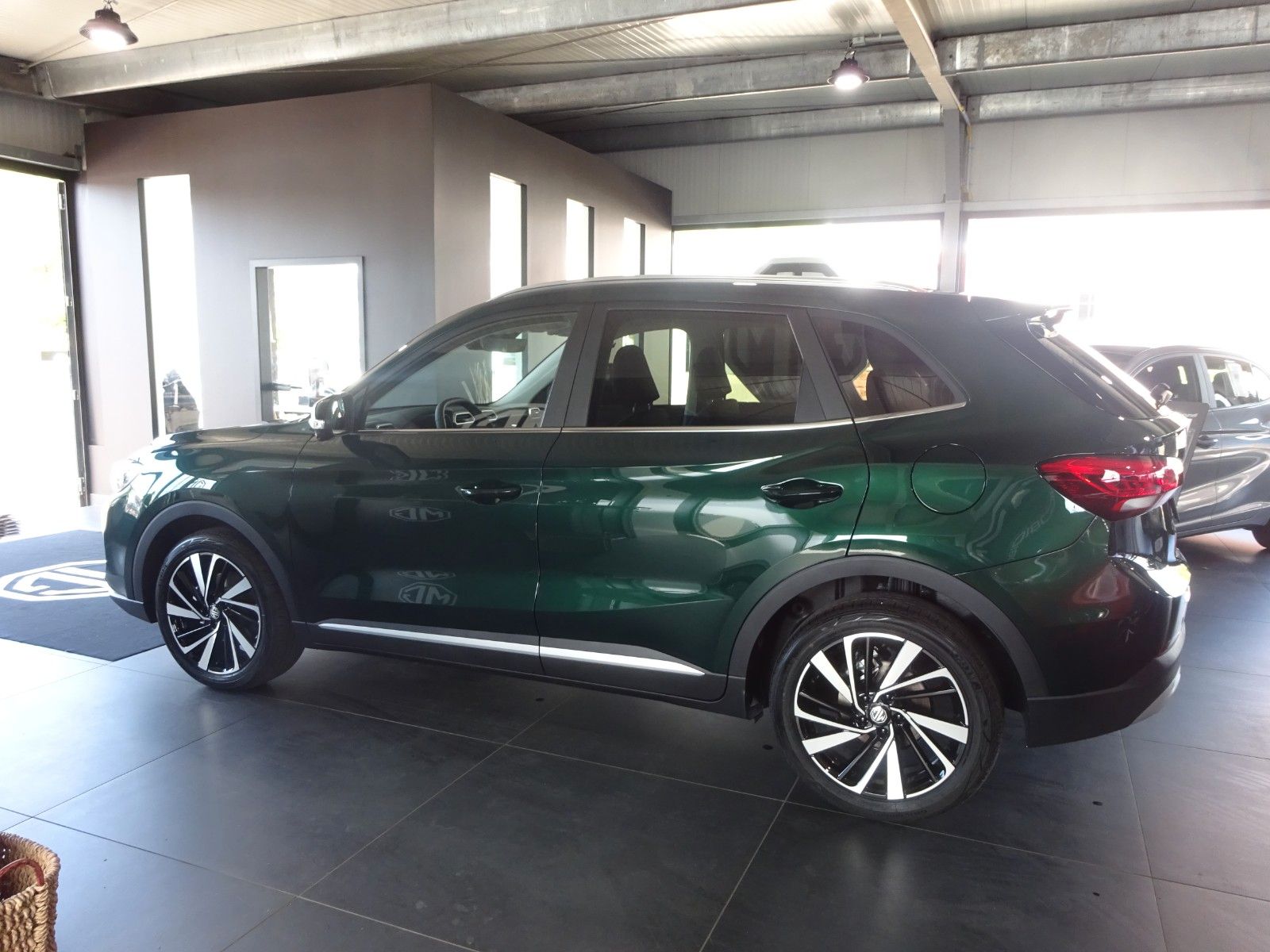 MG ZS