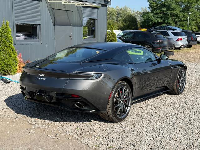 Aston Martin DB11 5.2 V12 AMR