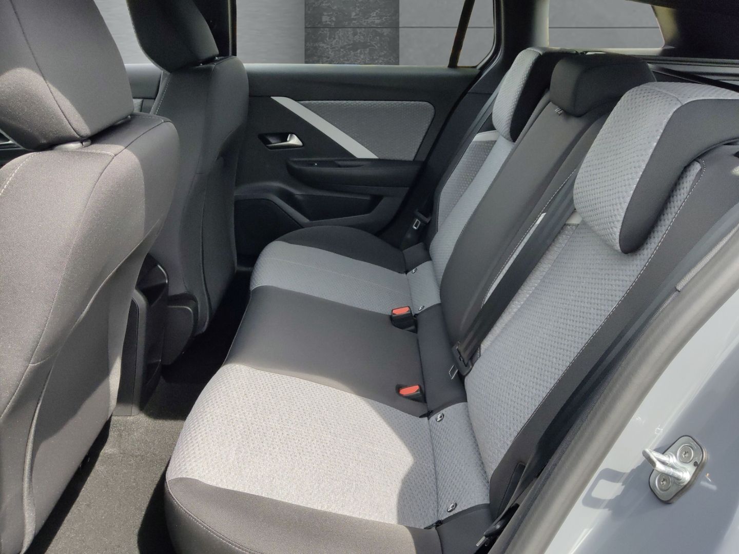 Opel Astra - Bild 9