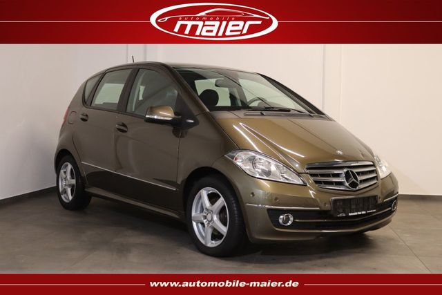 Mercedes-Benz A 180 CDI Elegance-Pano-Bluetooth-Temp-AHK-PDC-