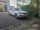 Skoda Karoq 1.5 TSI ACT DSG 4x4 Style Style - Skoda Karoq mit Schiebedach