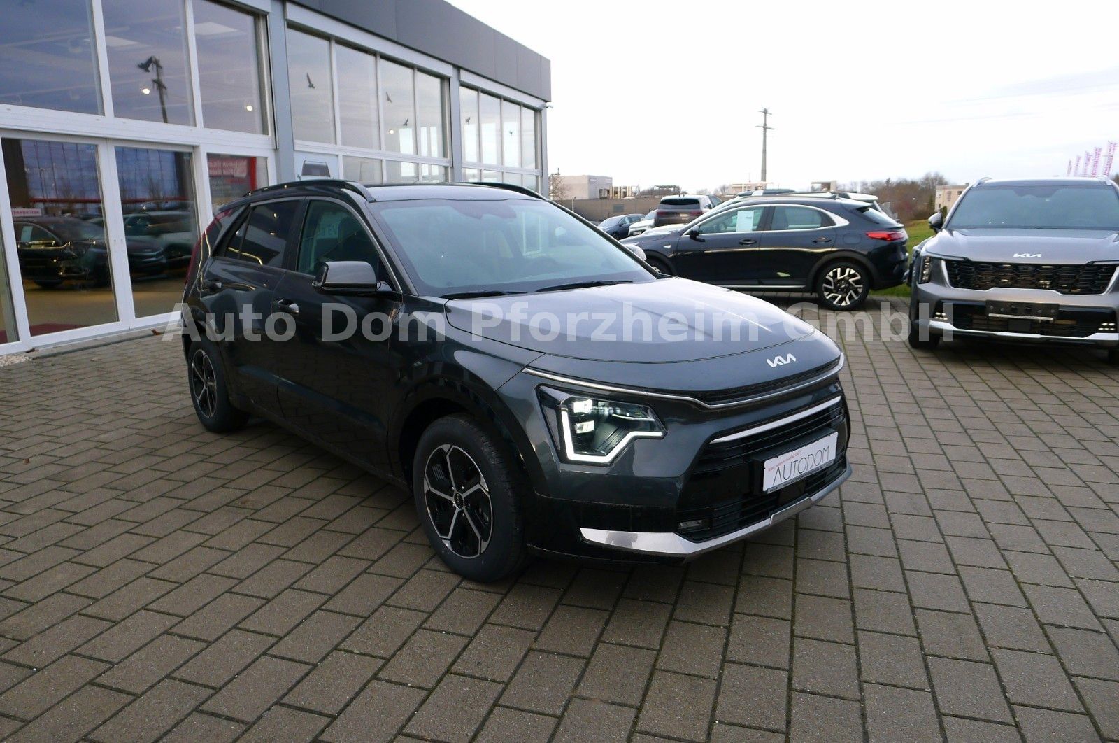 Kia Niro 1.6 HEV DCT Vision/  Komfort / Style imagem 3