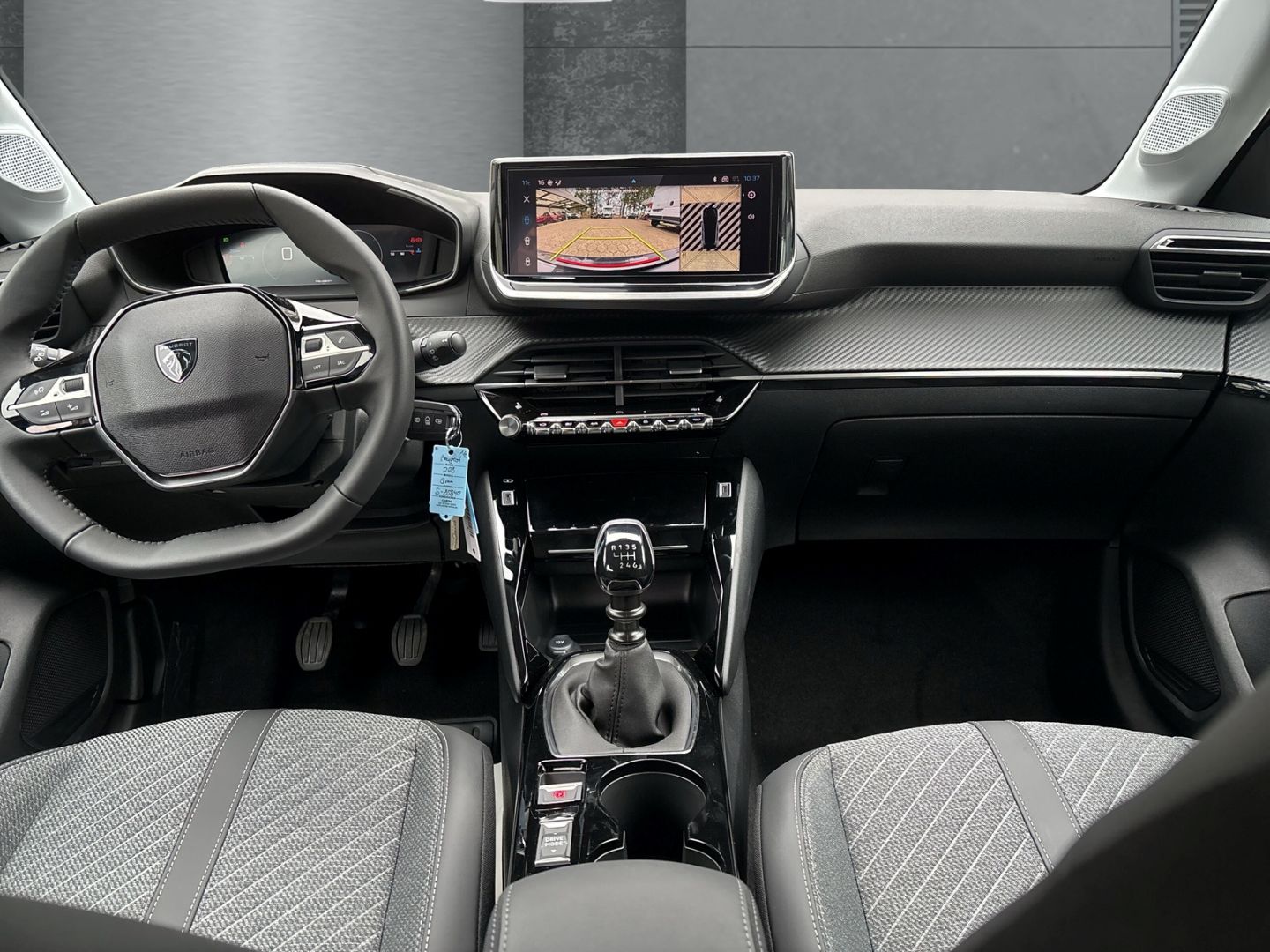 Peugeot 208 - Bild 10