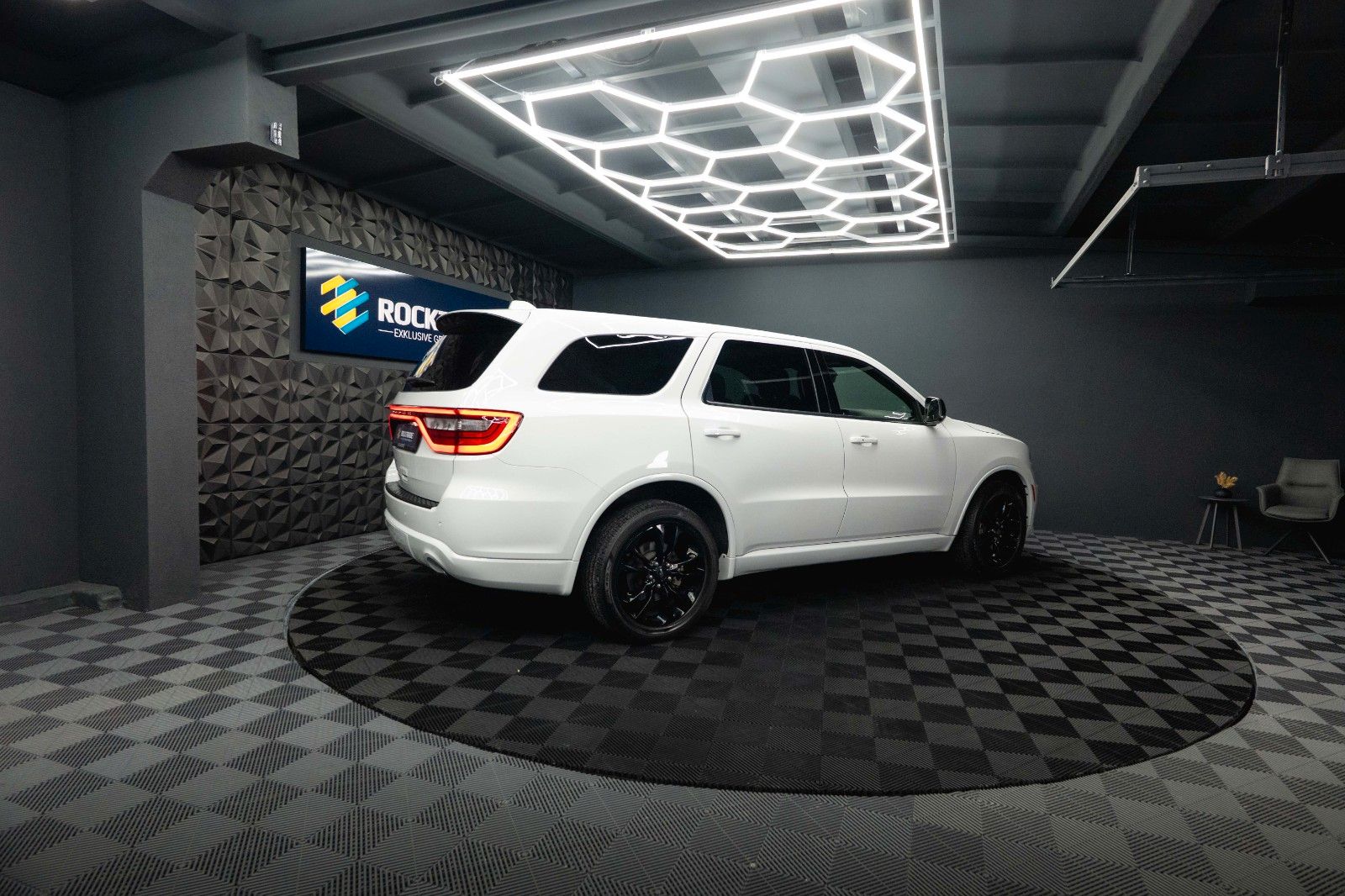 Fahrzeugabbildung Dodge Durango 3.6 V6 GT+ 4x4 SRT Night-Paket Modell 22