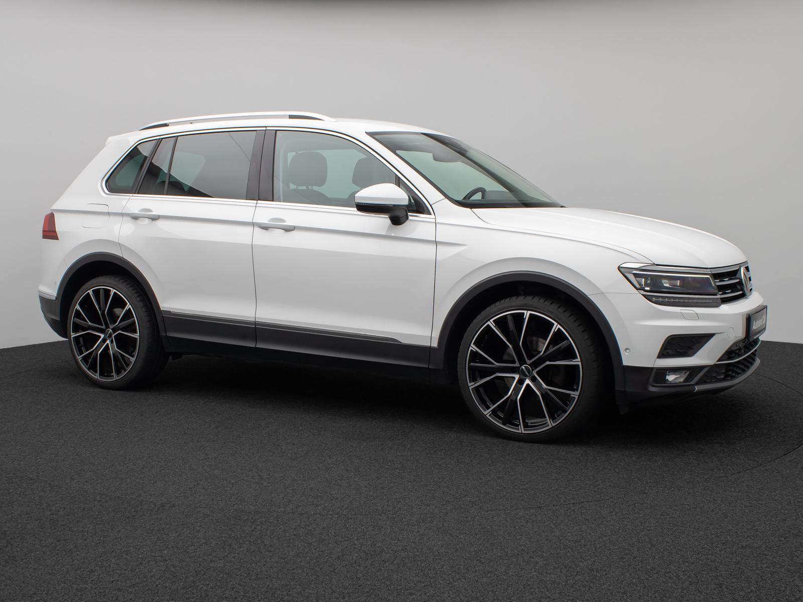 Volkswagen Tiguan Highline Kamera HUD DAB ACC LED 21Zoll